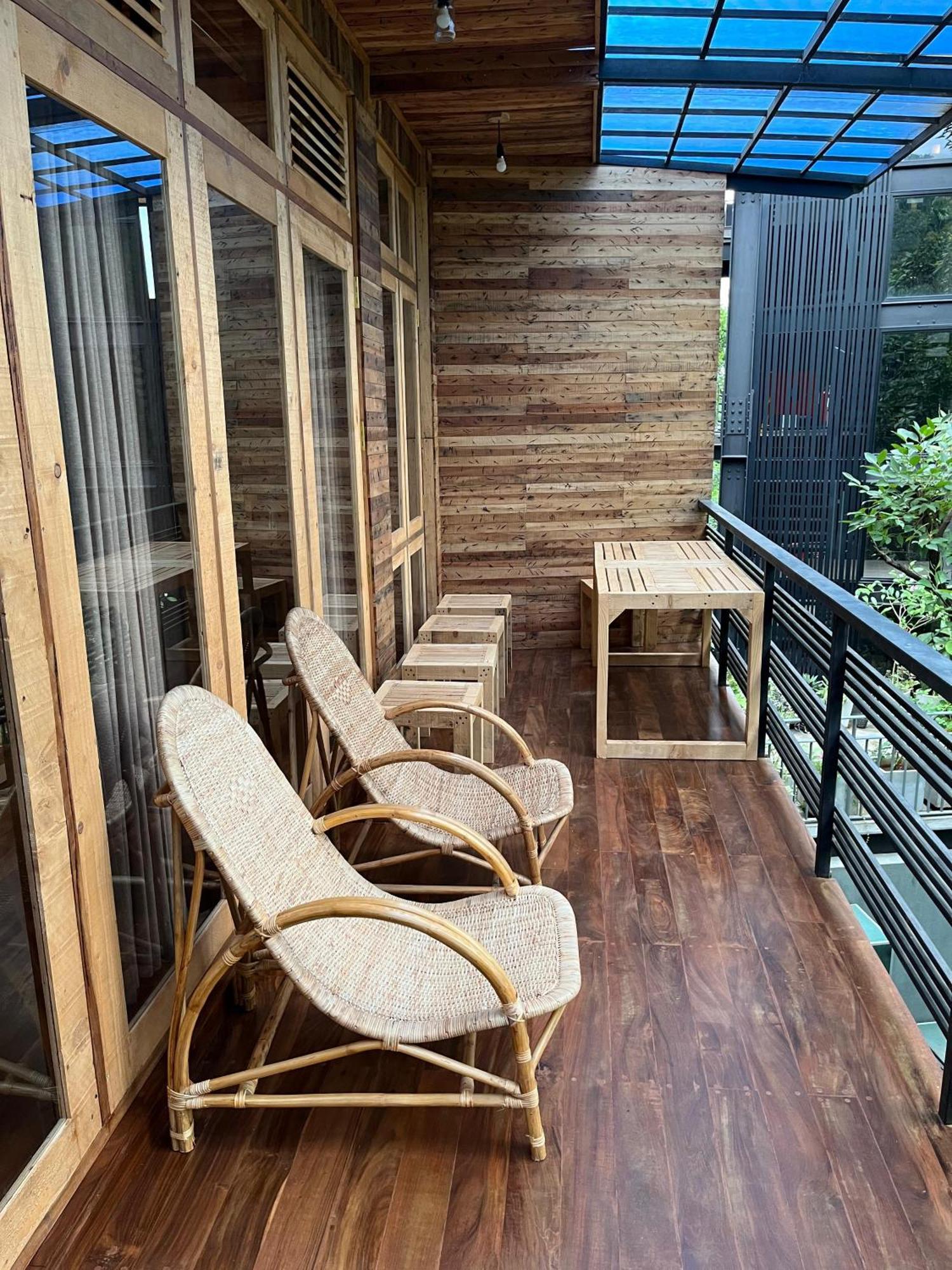 Winwood Ella Hotel Exterior foto